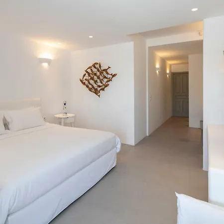 Black Diamond Luxurious Mykonian Blue * Mykonos Town